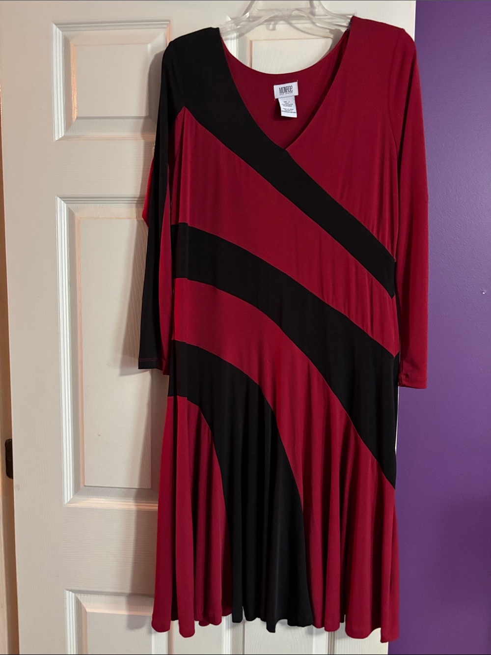 Monroe & Main Burgundy and Black Diagonal‑Stripe Midi Dress